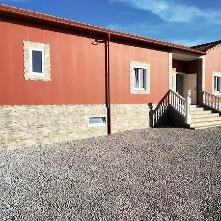 Alojamientocabarceno Casa 220m2 + 4000m2 De Jardin